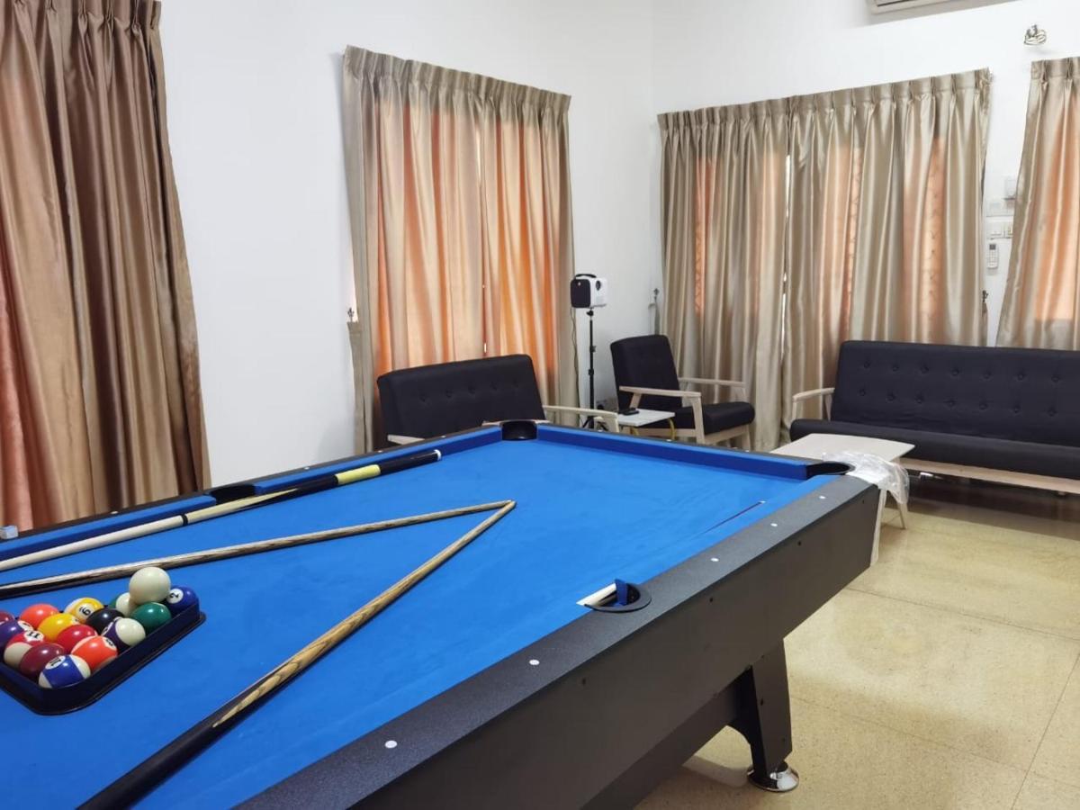 Ksl Bungalow Jbcc Midvalley Mini Theater Pool Ciq Τζόχορ Μπάχρου Εξωτερικό φωτογραφία