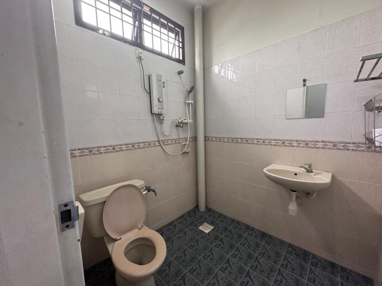 Ksl Bungalow Jbcc Midvalley Mini Theater Pool Ciq Τζόχορ Μπάχρου Εξωτερικό φωτογραφία